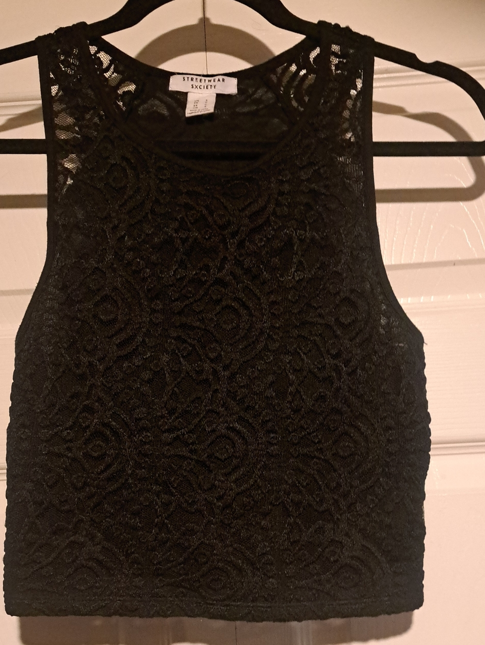 ๐โโฌStreetwear- simple classic Petite, fit.Black Lace Cropped Ladies Tank Top